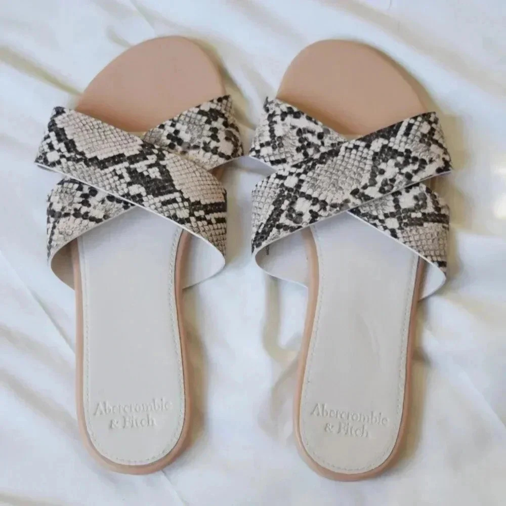 ABERCROMBIE & FITCH Snake Print Criss Cross Slide Sandals Beige Brown Size 8/9